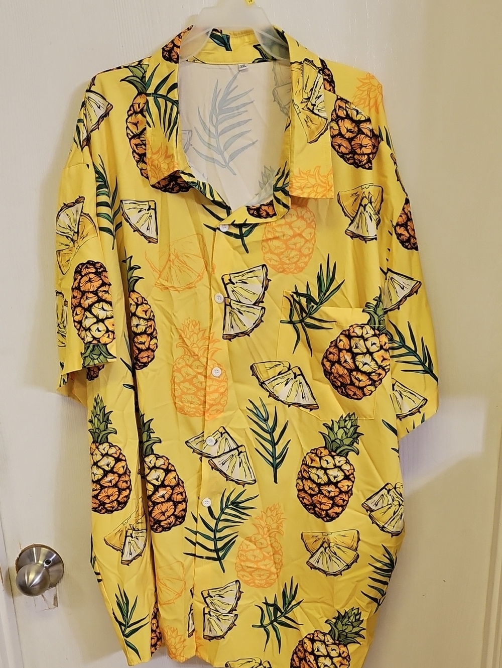 Men's Casual Yellow Pineapple Print Button-Down Shirt